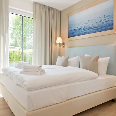 Duenenpalais, App 01